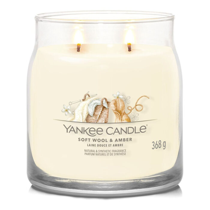 Yankee Candle Kerze mit zwei Flammen und sichtbarem Soft Wool & Amber Etikett