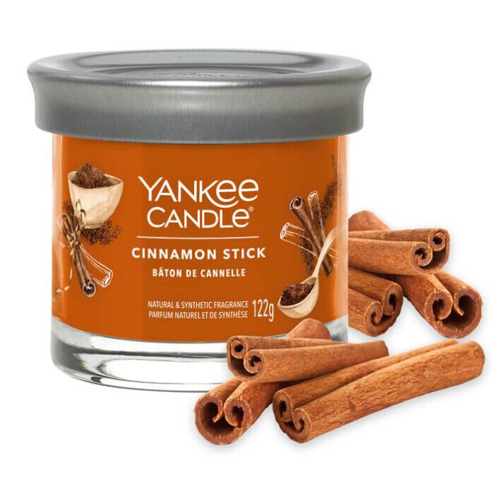 Cinnamon Stick Duftkerze im Glas mit Zimtstangen