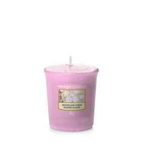 Rosa Snowflake Kisses Kerze im Glas mit sichtbarem Etikett