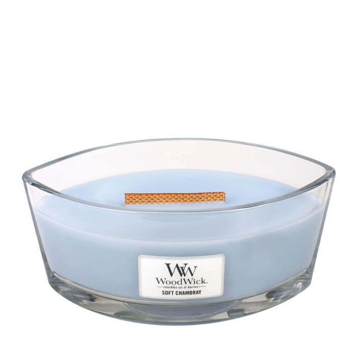 Geöffnete Soft Chambray Kerze mit sichtbarem breitem Holzdocht