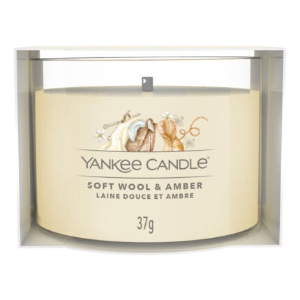 Frontalansicht der Yankee Candle Soft Wool & Amber Kerze mit 37-g-Etikett