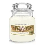 Yankee Candle Kerzenglas Spun Sugar Flurries auf weißem Hintergrund