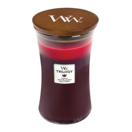 WoodWick Trilogy Kerze im Glas mit sichtbarem Etikett