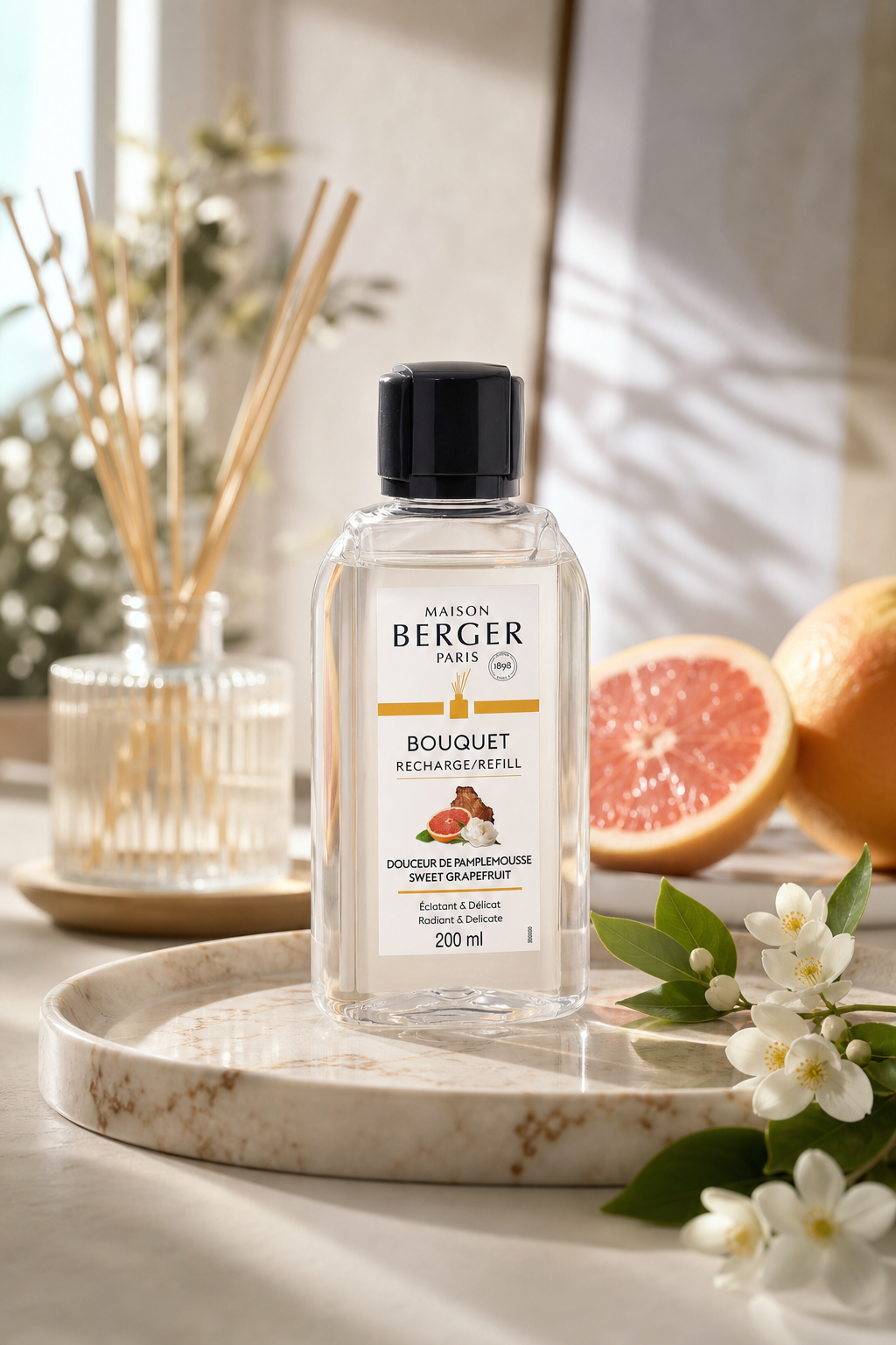 Sweet Grapefruit Nachfüller mit Duftstäbchen, Grapefruit und weißen Blüten