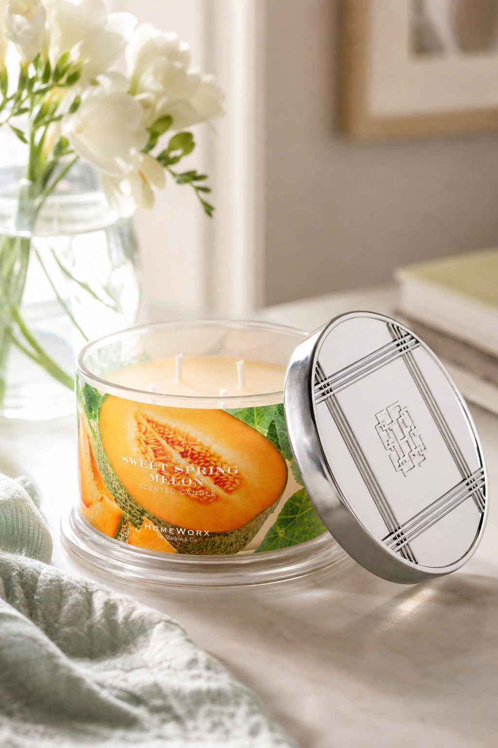 Sweet Spring Melon 510g (4-Docht) – Stimmungsbild Sweet Spring Melon 510g (4-Docht) in einer stimmungsvollen Anwendungsszene