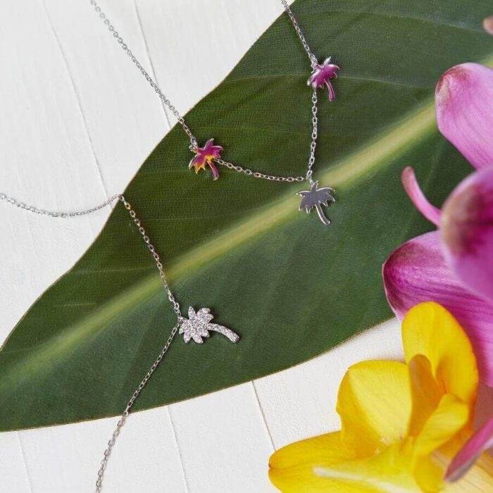 Silberfarbene Fußkette mit Palmen-, Blumen- und tropischen Anhängern