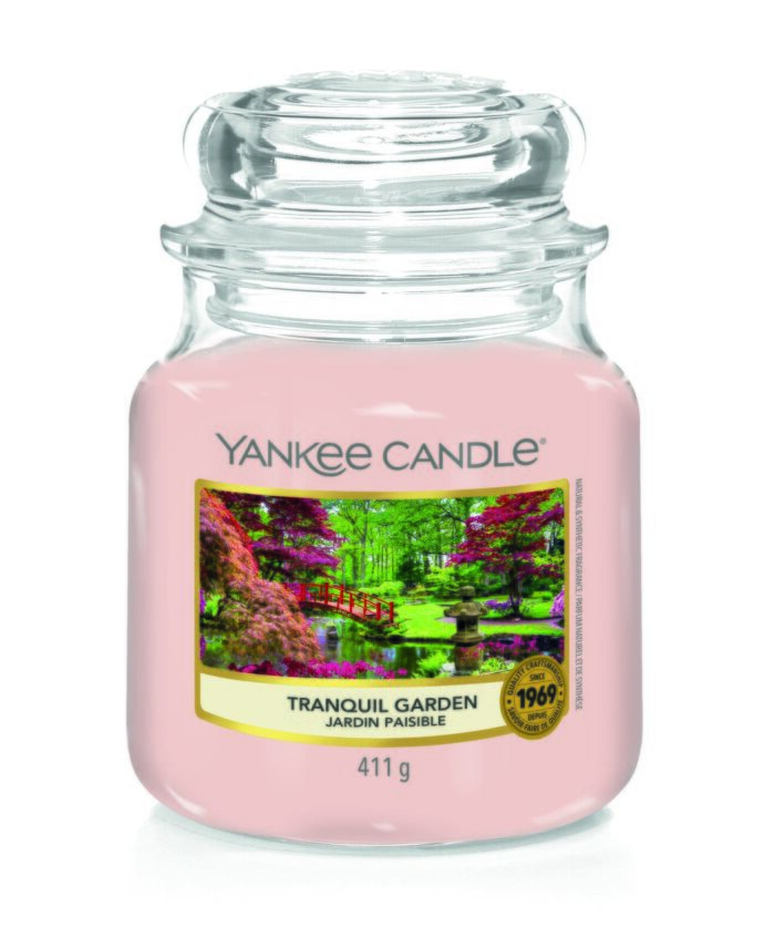 Yankee Candle Tranquil Garden Kerze im Glas mit Etikett und Deckel
