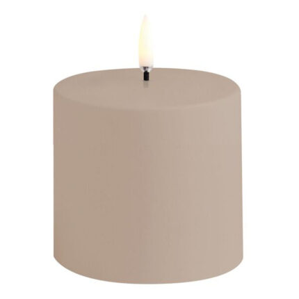 Uyuni Outdoor LED Stumpenkerze 7,8 x 7,8cm sandstone – Hauptansicht