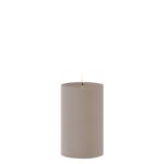 Uyuni Outdoor LED Stumpenkerze 8,4 x 15cm sandstone – Produktansicht
