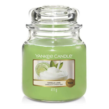 Yankee Candle Vanilla Lime Kerze mit sichtbarem Etikett und Glasdeckel