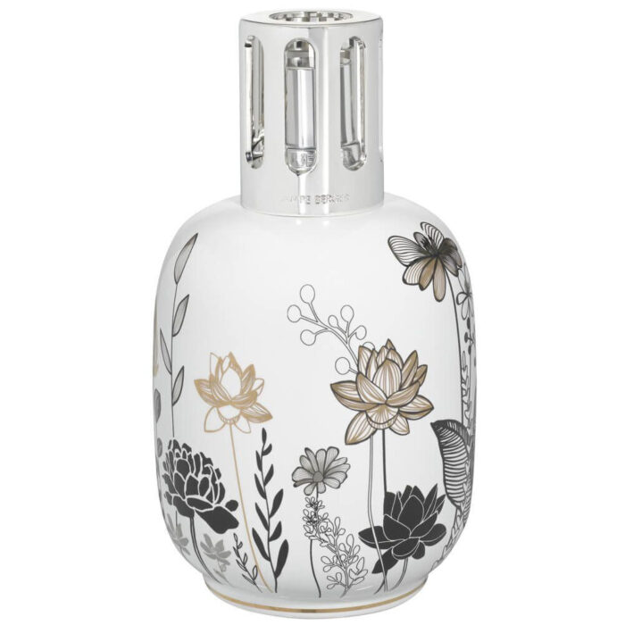 Weiße Duftlampe mit floraler Dekoration und silberfarbener Schutzkappe