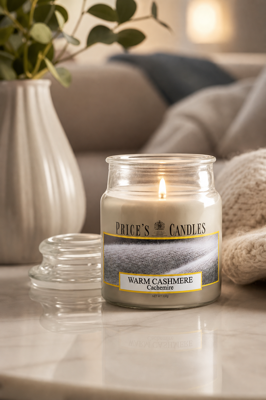 Warm Cashmere 100g in einer stimmungsvollen Anwendungsszene