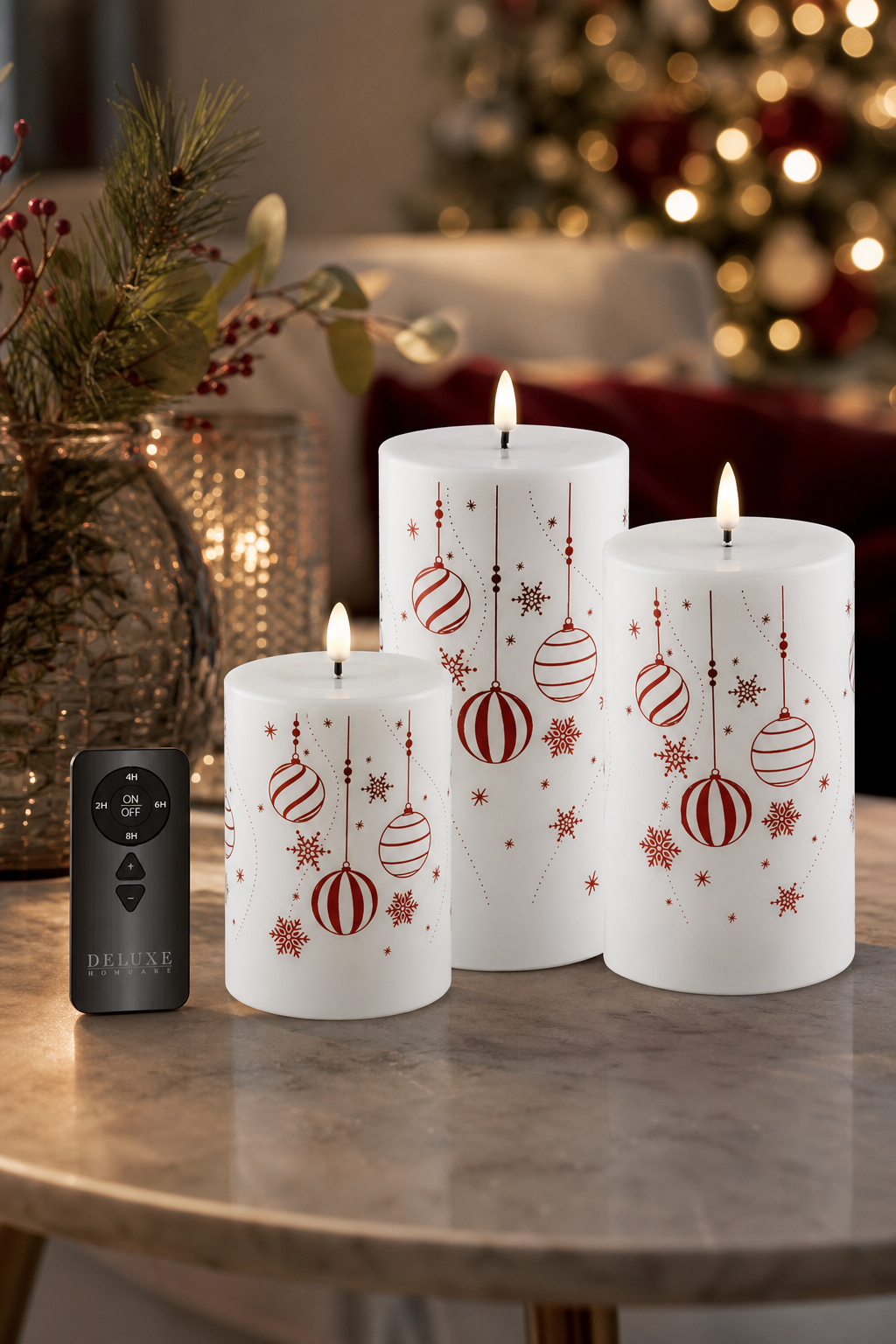 Weihnachts-Giftbox LED Stumpenkerzen weiß/rot in einer stimmungsvollen Anwendungsszene