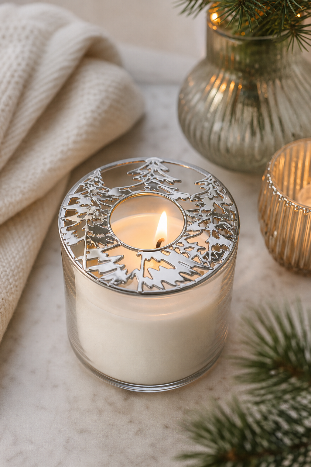 Winter Trees Candle-Lid in einer stimmungsvollen Anwendungsszene