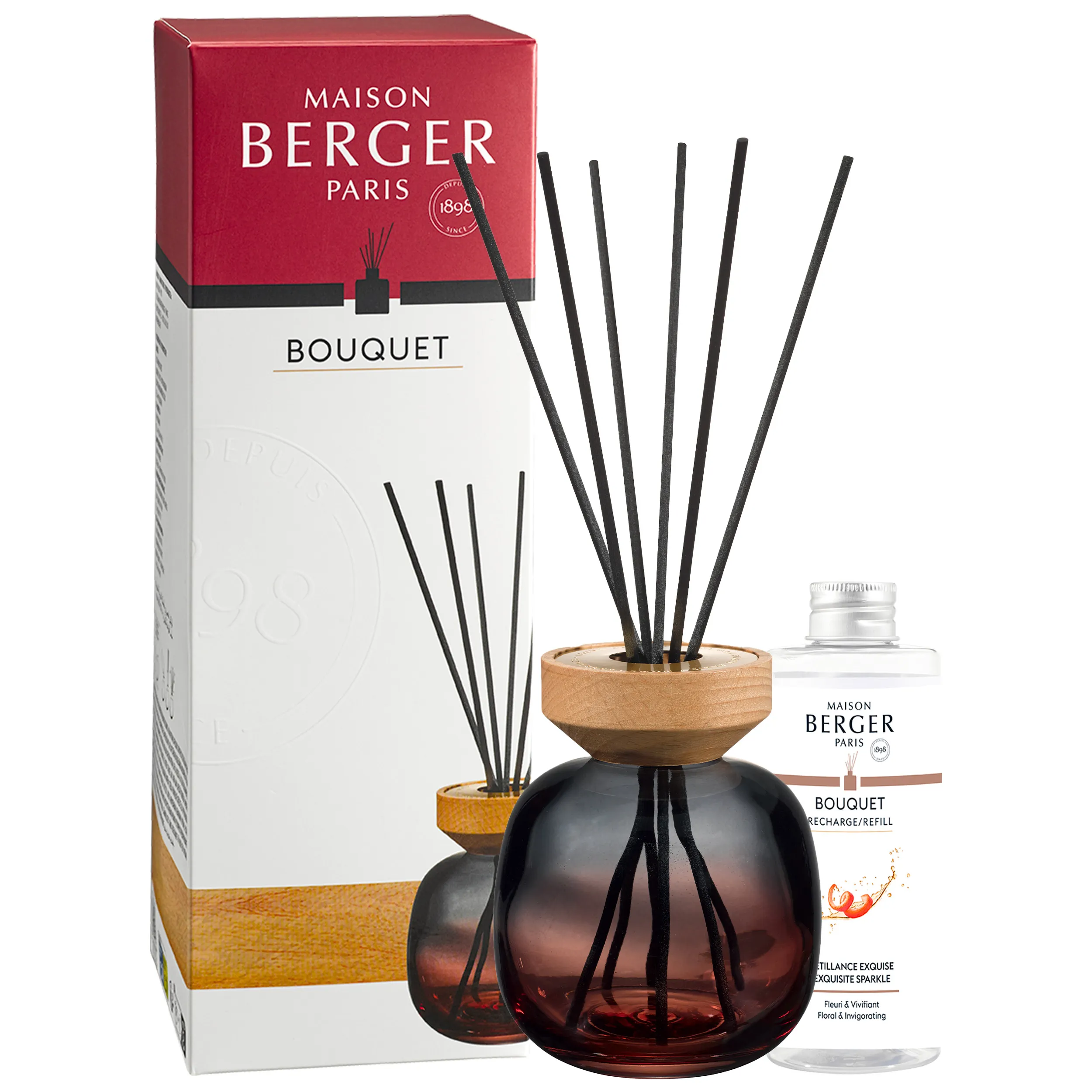 Diffuser mit Verpackung und Nachfüllung Raumduft-Diffuser mit schwarzen Stäbchen neben Verpackung und Nachfüllflasche